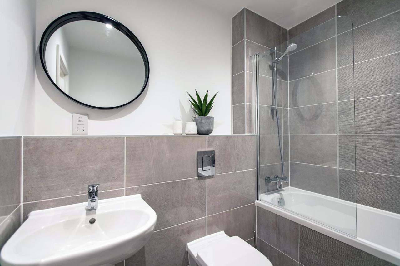 City Centre - Free Parking - Stylish 2 Bedroom Apartment Bristol Extérieur photo