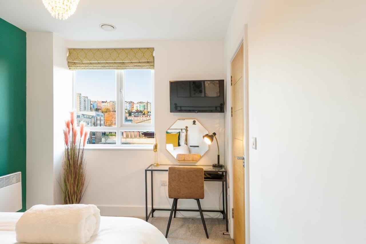 City Centre - Free Parking - Stylish 2 Bedroom Apartment Bristol Extérieur photo