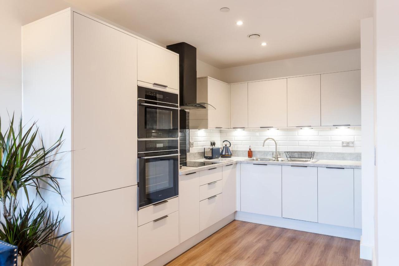 City Centre - Free Parking - Stylish 2 Bedroom Apartment Bristol Extérieur photo